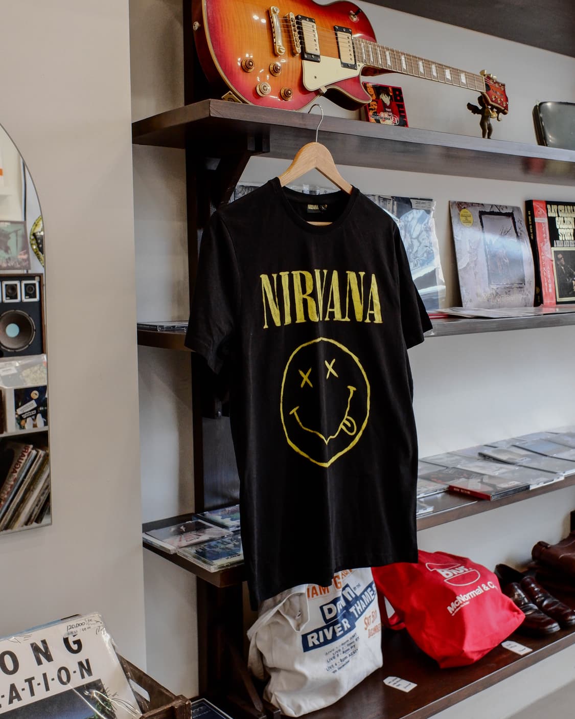 Nirvana 상품이미지1