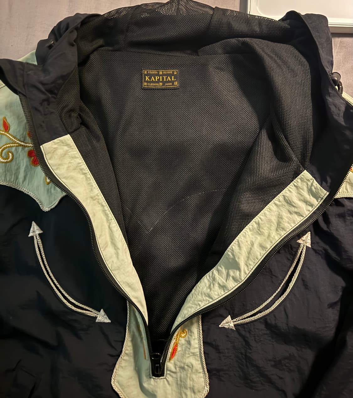 캐피탈 나일론 플라워 파카 블랙 민트 바람막이 자켓 점퍼 상품이미지2