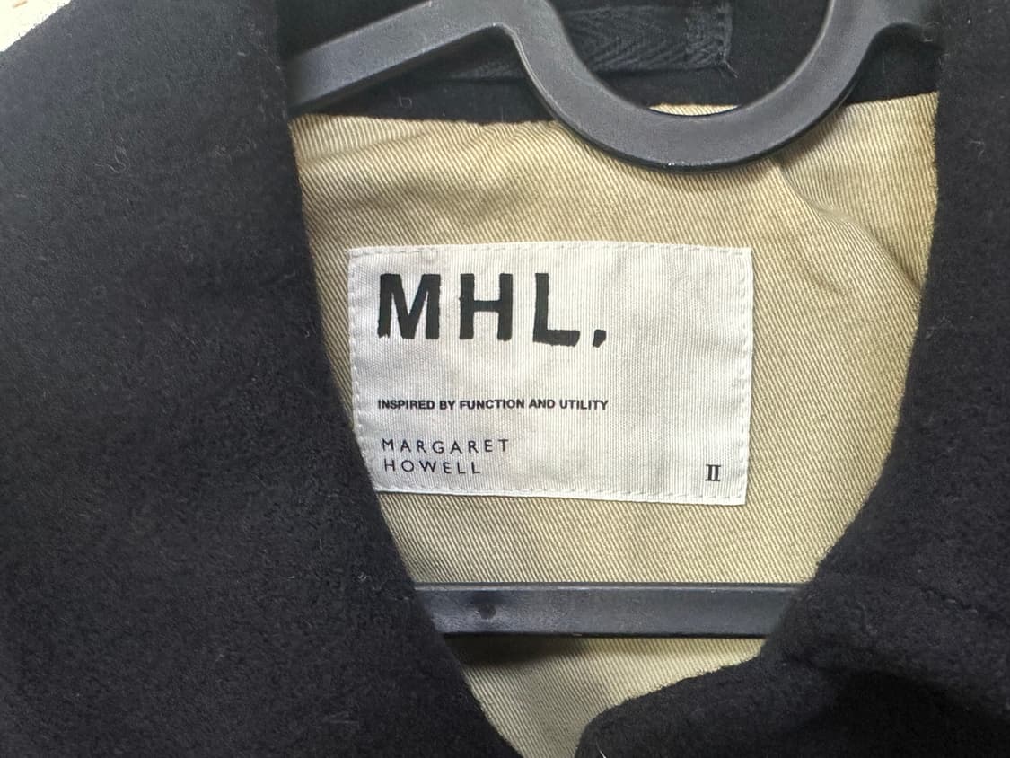 MHL 마가렛호웰 블랙 코트 사이즈 ii 상품이미지2