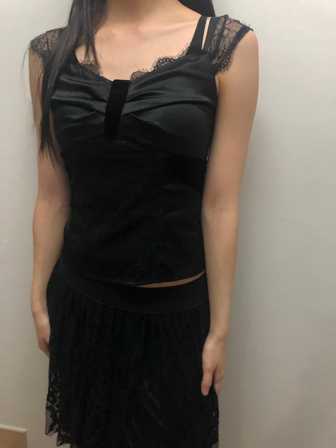 빈티지 블랙 레이스 셔링 탑 상품이미지4