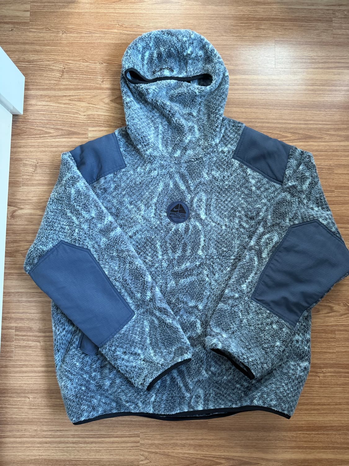 슈프림 나이키 풀오버 후리스 상품이미지1