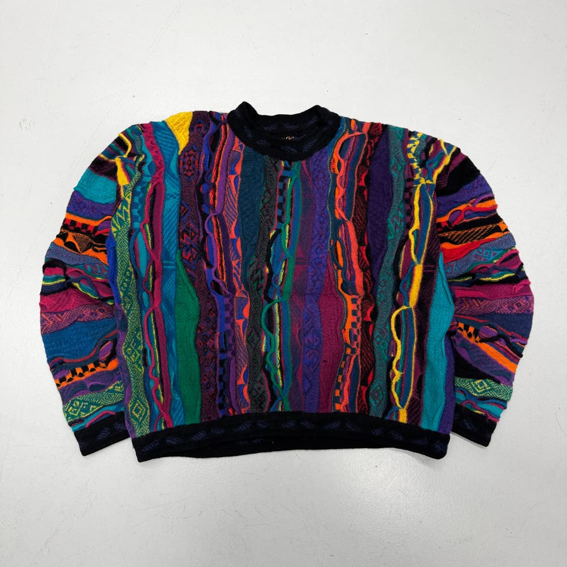 쿠지 오스트레일리아 멀티컬러 케이블 니트 상품이미지2