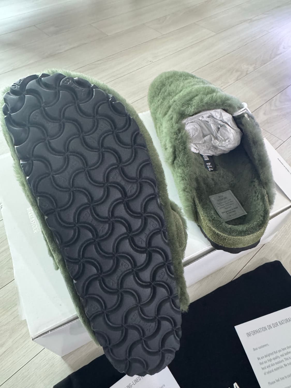 (새제품)버켄스탁 보스턴 1774 시어링 그린 (한정판) 37 상품이미지8