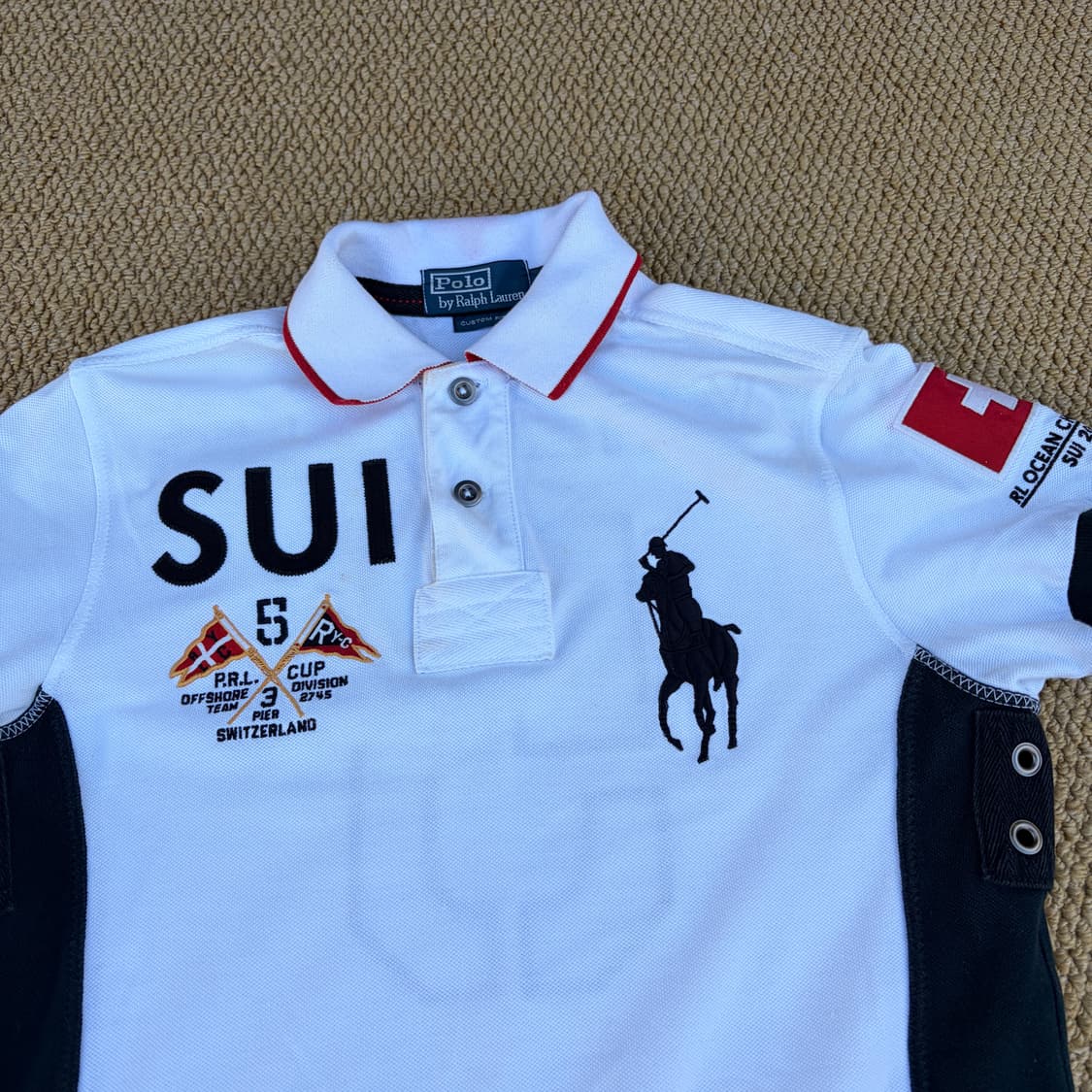 식케이 착용)폴로랄프로렌 스위스 치프카프 블랙 빅포니 PK카라 반팔 티셔 상품이미지3