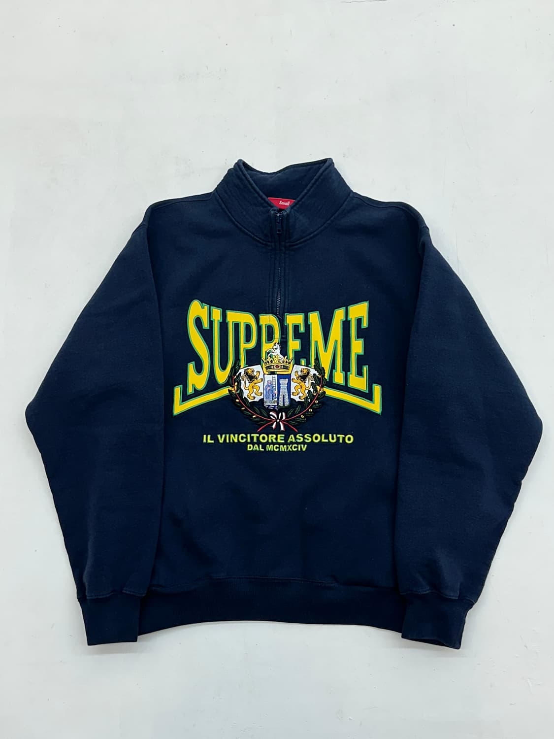 슈프림 크레스트 아플리케 하프 집 풀오버 네이비 - 25FW 상품이미지1