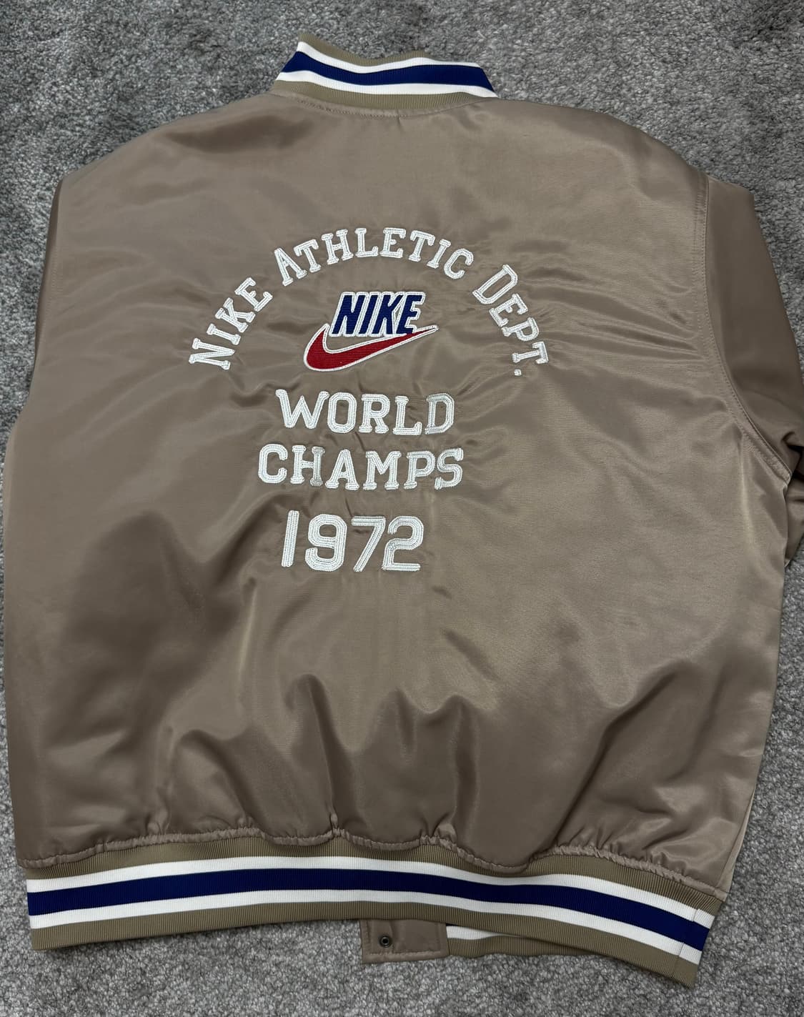 나이키 Athletic Dept 1972 World Champs 바시티  상품이미지4