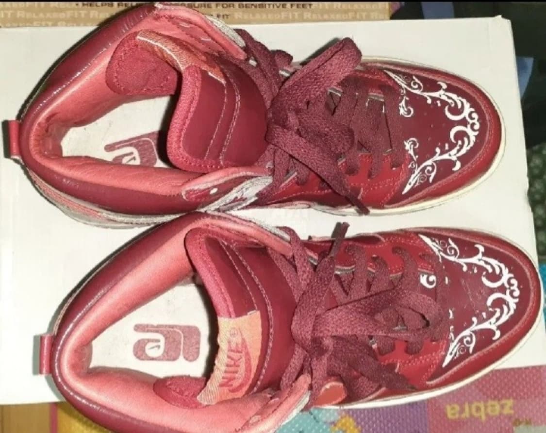 나이키 덩크 하이 프리미엄 돈트렐 윌리스 레드 260 상품이미지4