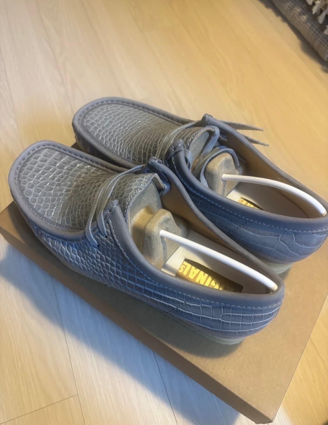 클락스 왈라비 그레이 크록 260 상품이미지1