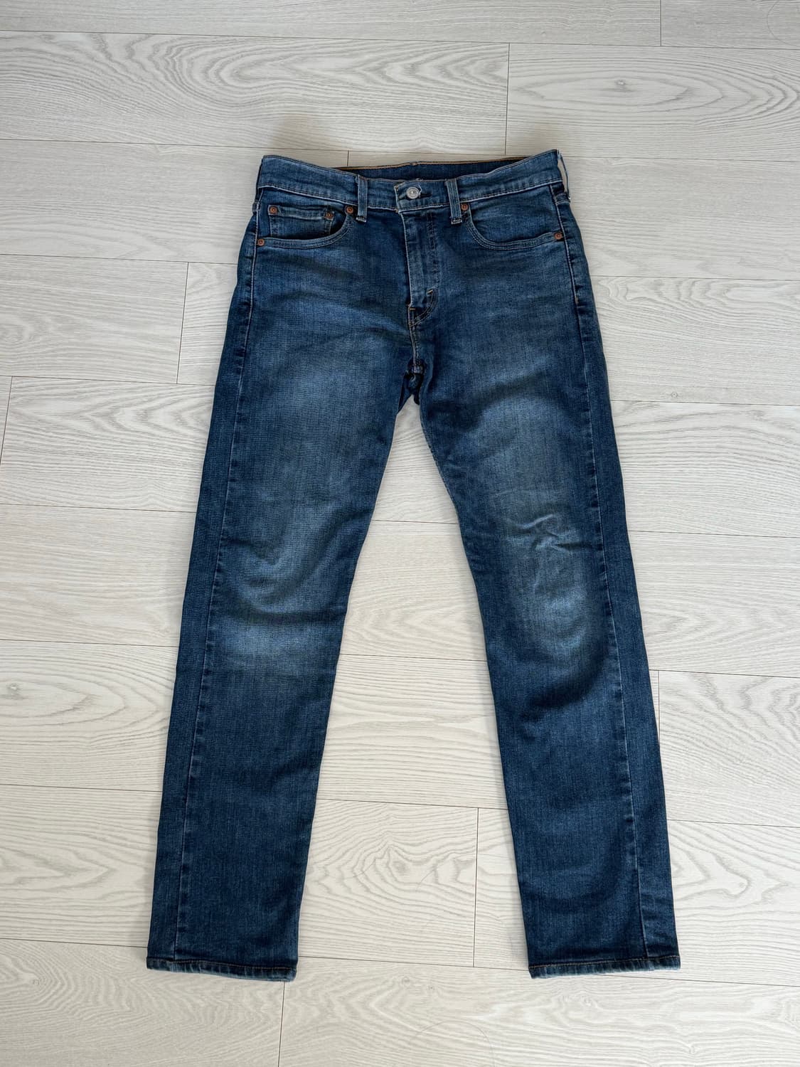 리바이스 502 레귤러 테이퍼드 (W30 L32) 상품이미지1