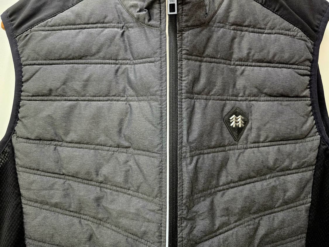 코오롱스포츠 초경량 조끼
싸이즈100  남자. 상품이미지2