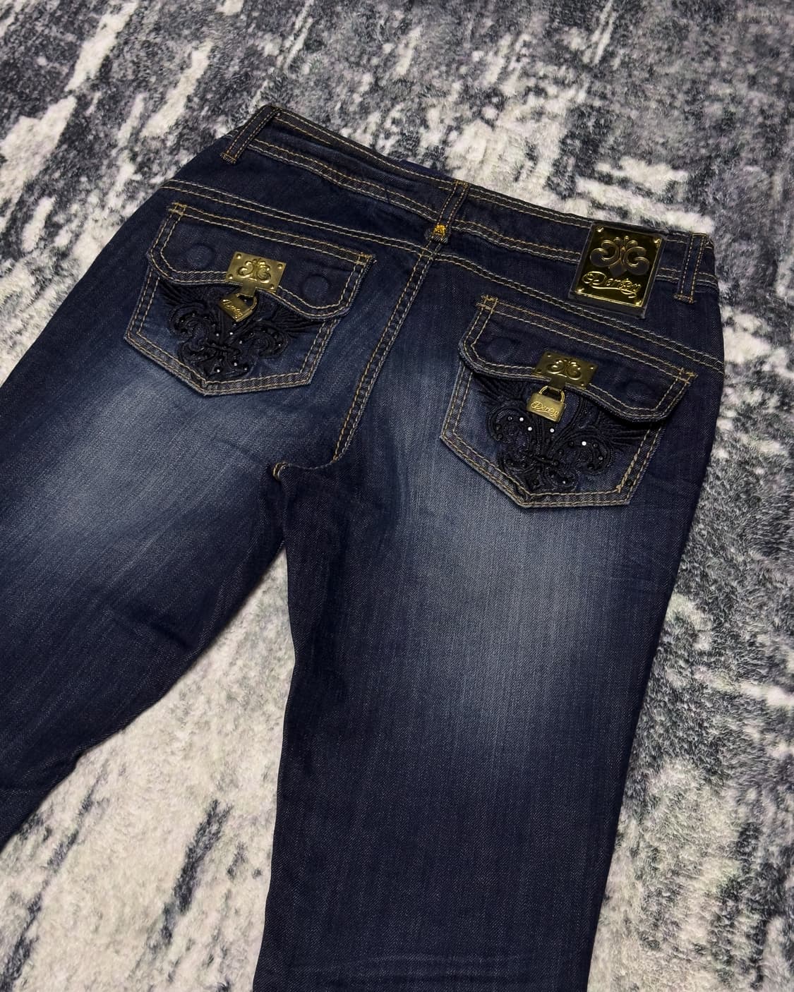 {Dereon} Gold Hardware Skinny Jeans  상품이미지5