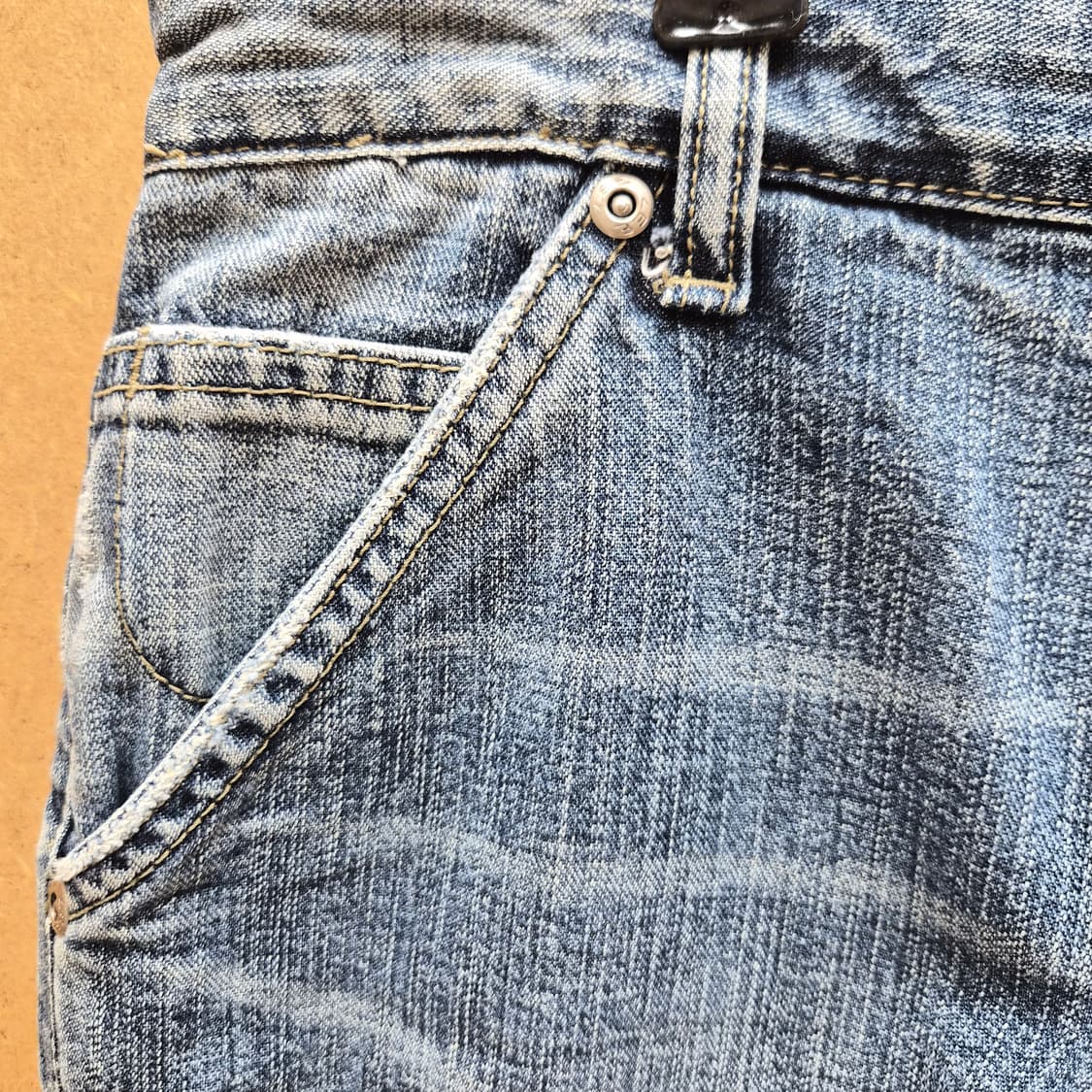 ​Lee 빈티지 워싱 데님 반바지 (중청) 상품이미지3