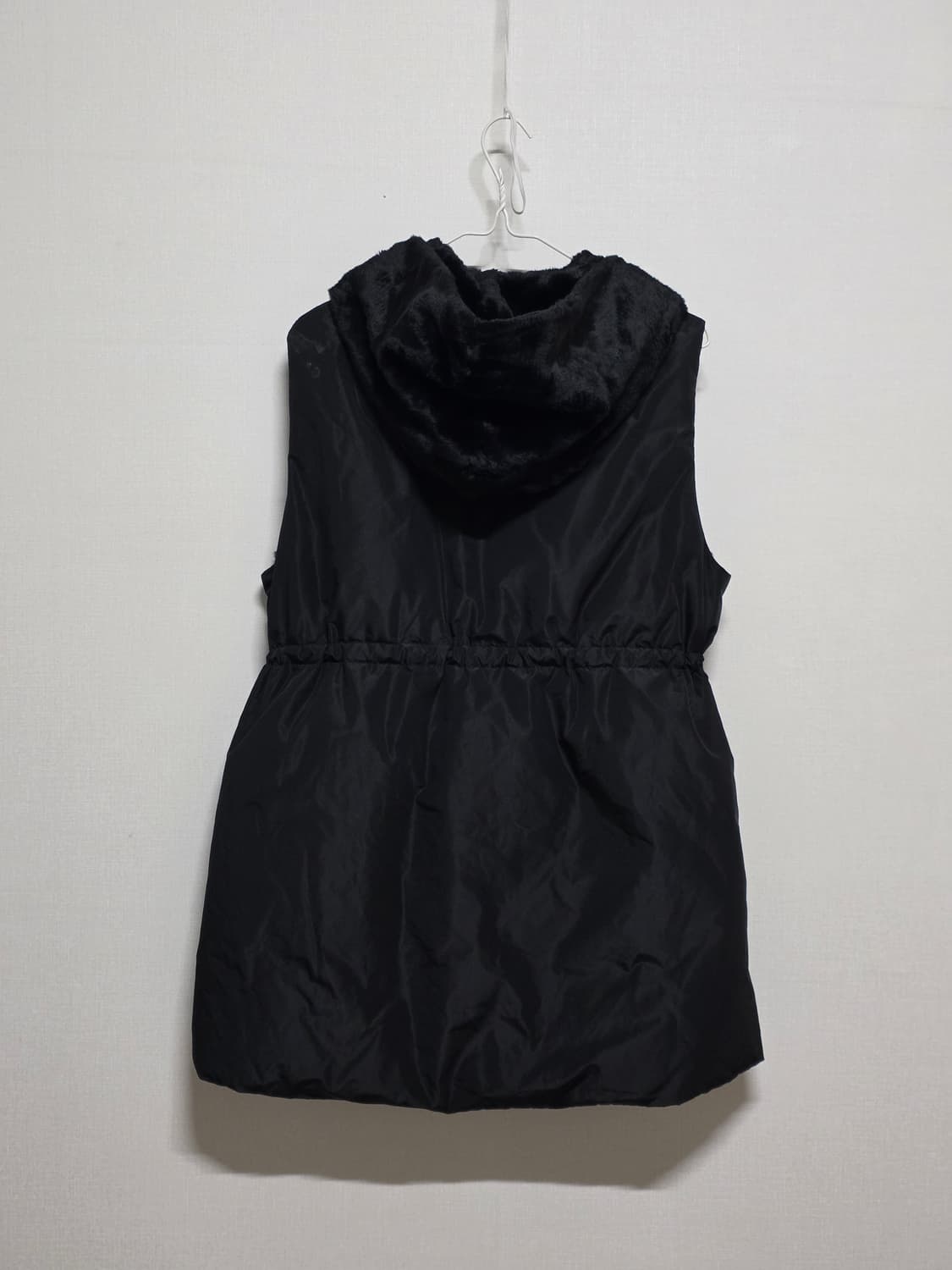 칼라거펠드 천연모피 거위털조끼 상품이미지2