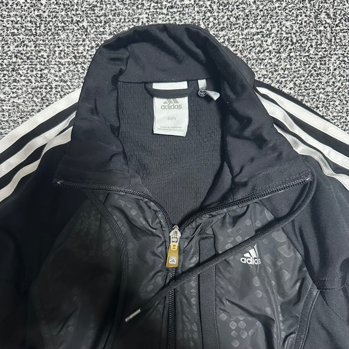 (85) 아디다스 삼선 블랙 패턴 바람막이 트레이닝 자켓 상품이미지2