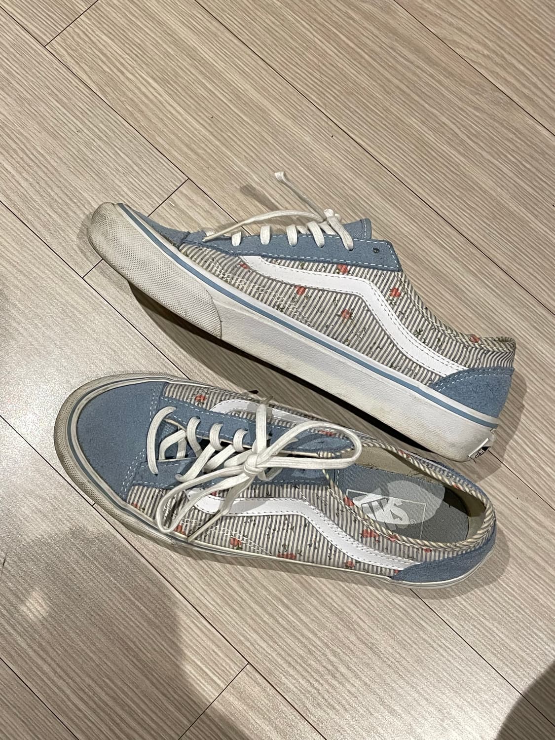 반스 올드스쿨 플라워+스트라이프 패턴 스니커즈 240 상품이미지2