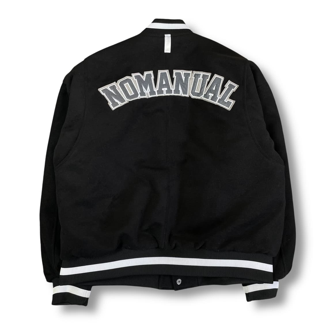 노매뉴얼 블랙 로고 패치 울 바시티 자켓 M 상품이미지3