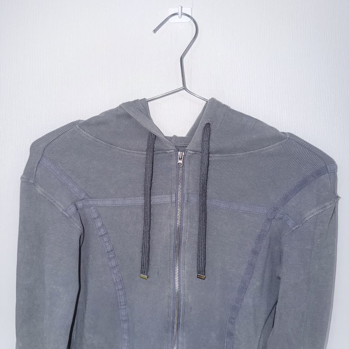 Gray sleeve top 상품이미지2