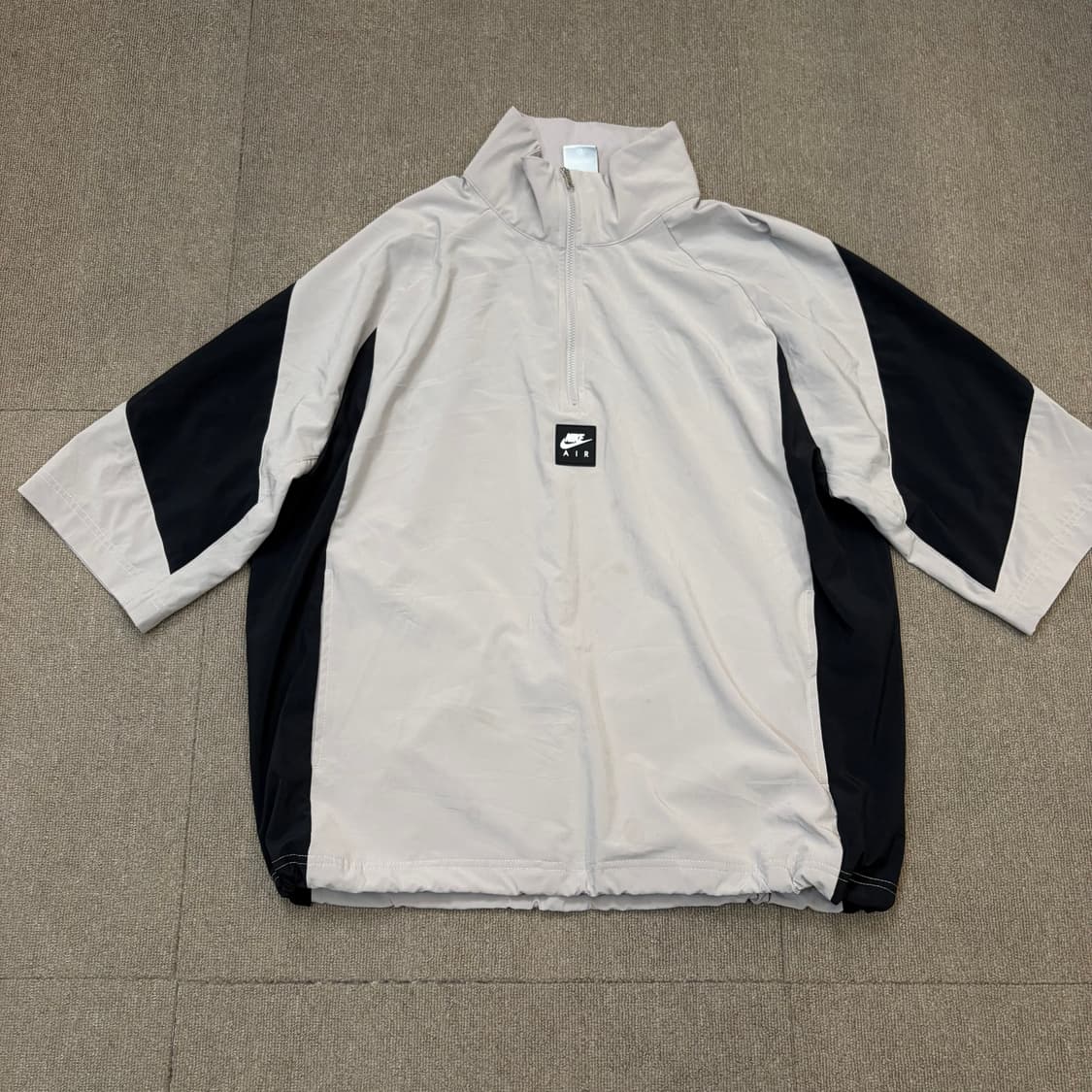 nike air 나이키 반팔 하프집업 아노락 탑  상품이미지1