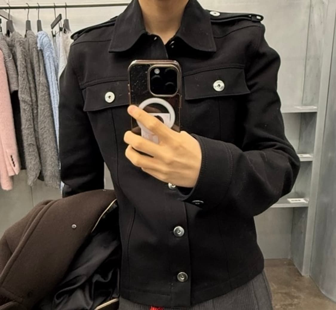 보테가베네타 블랙자켓 46 상품이미지2