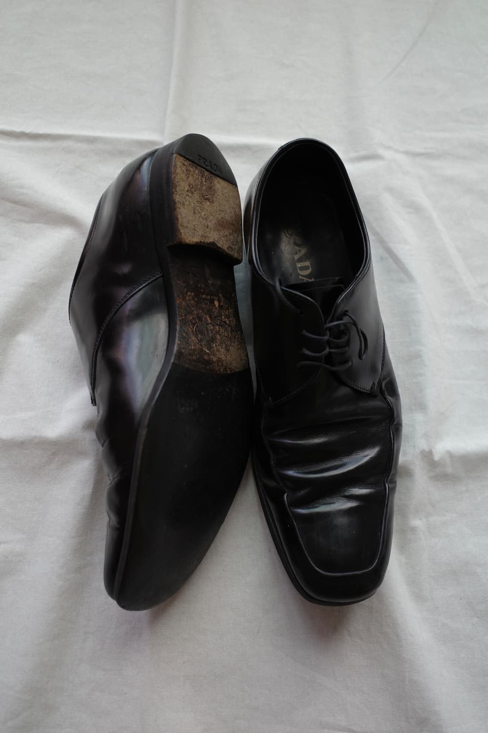 Prada Oxford Derbys 상품이미지2