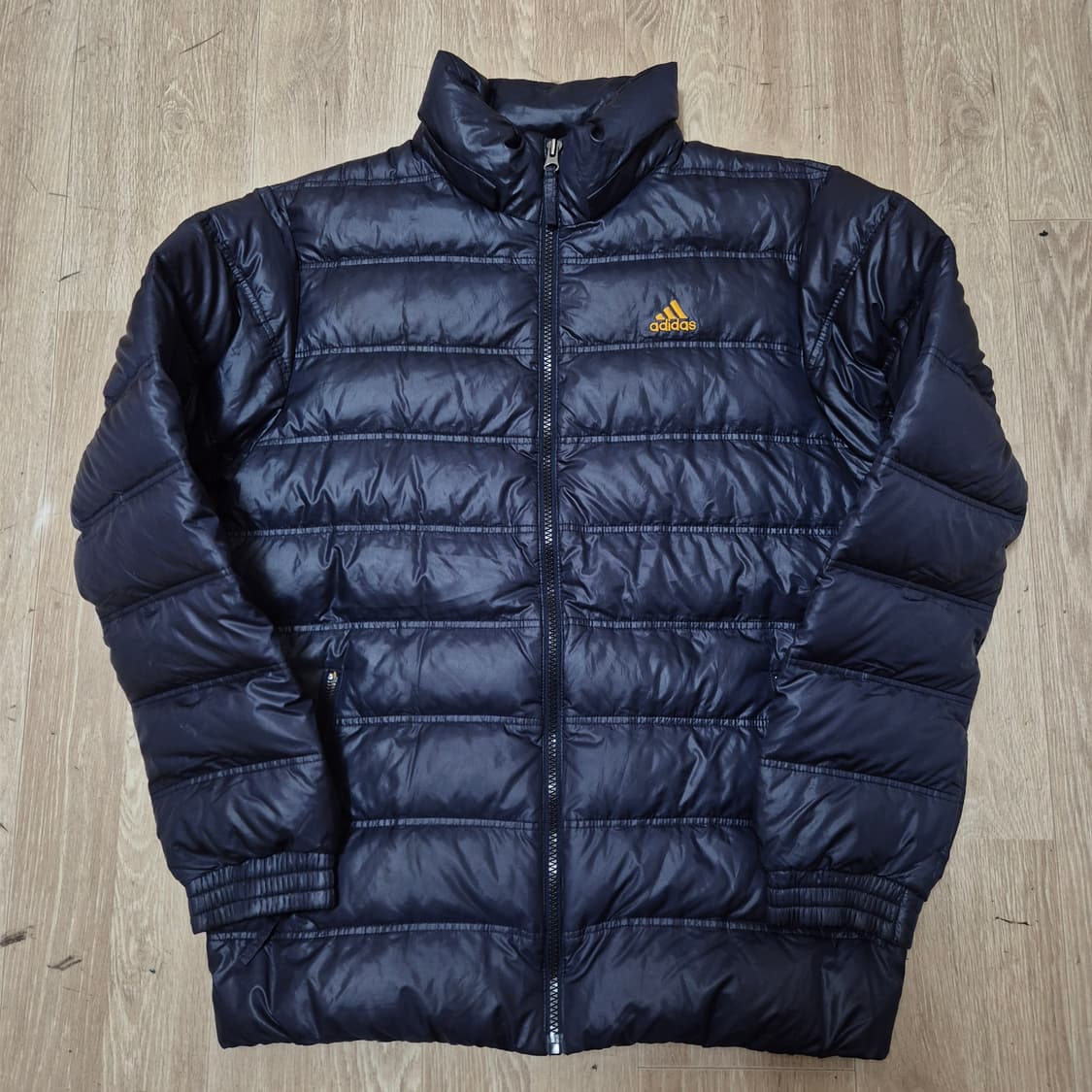 아디다스 남성 구스다운 경량패딩 점퍼 M(95) 상품이미지1