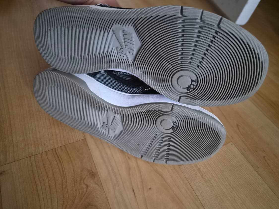 나이키 메디콤토이 덩크 로우 베어브릭 상품이미지4