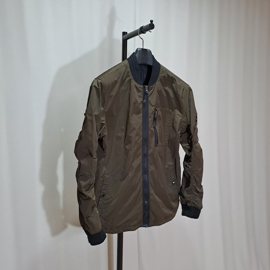 (택포) 코오롱시리즈 누빔안감 슬리브 셔링 자켓 B82 상품이미지3