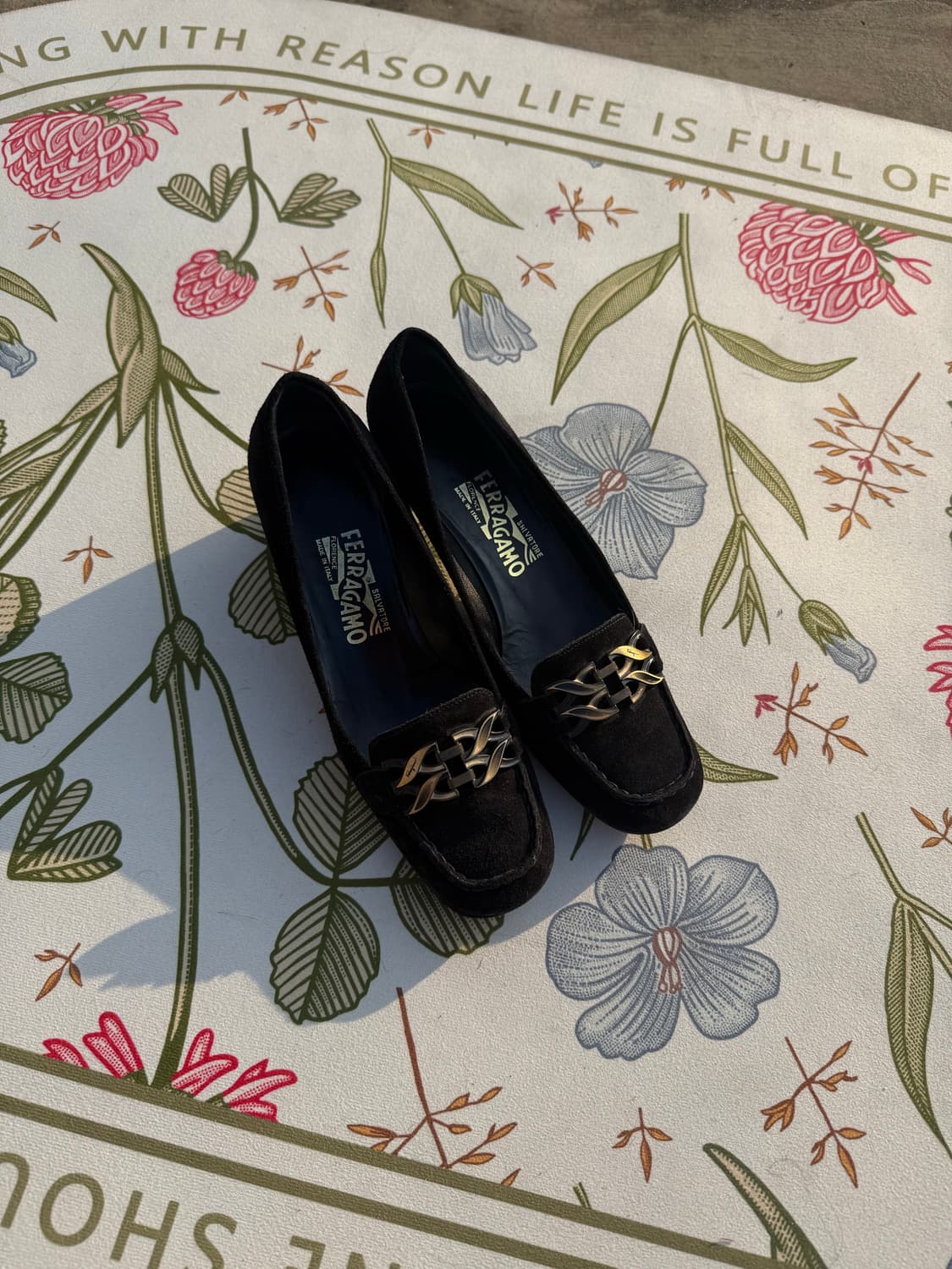 살라토레 페레가모 스웨이드 펌프스 로퍼 상품이미지2