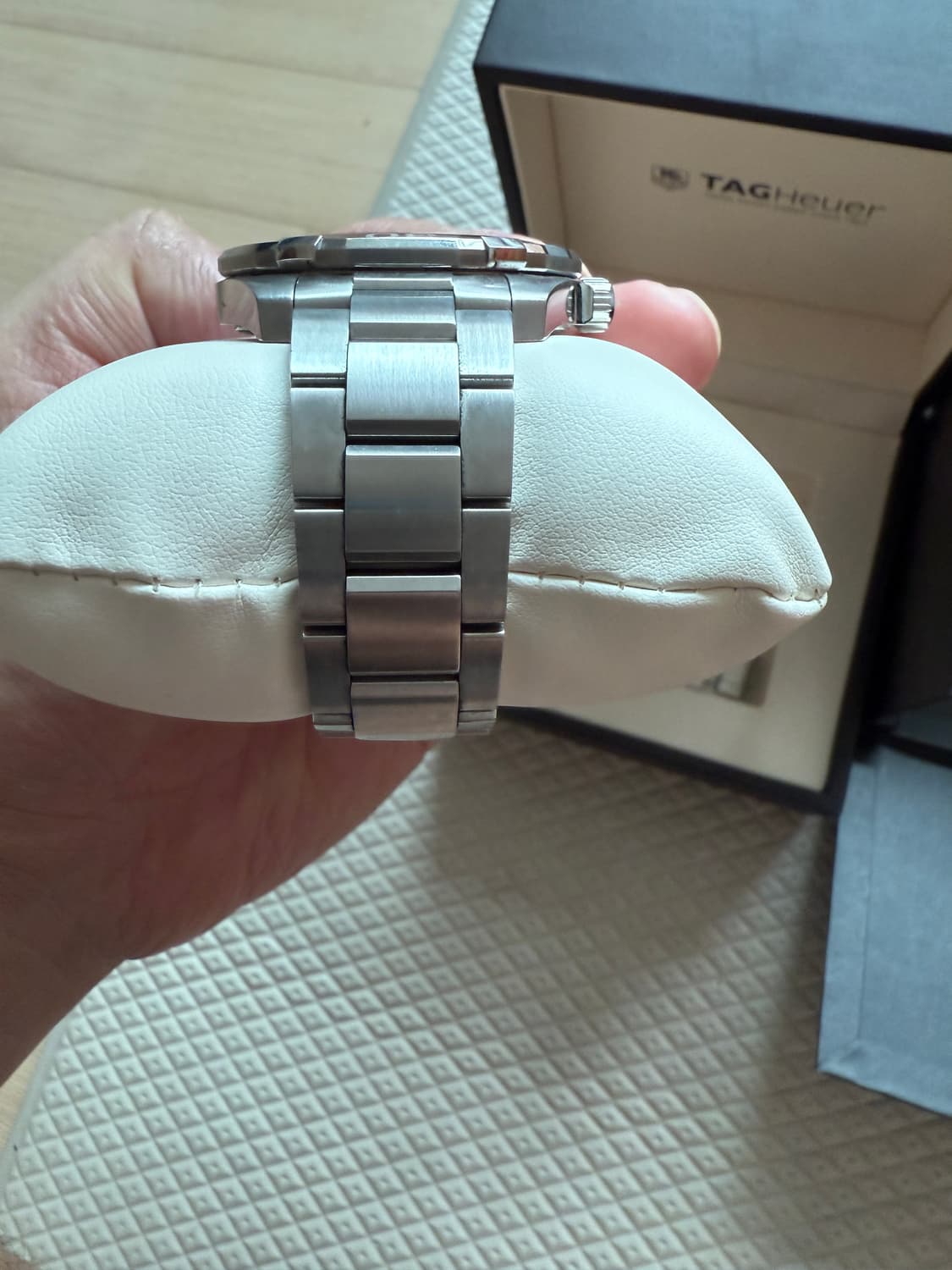 태그호이어 아쿠아레이서 쿼츠 버건디 상품이미지4