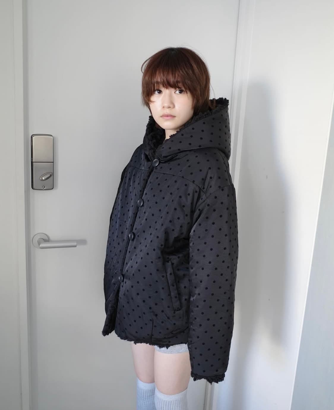 인앤양인하모니 도트 리버시블 자켓 블랙 상품이미지3