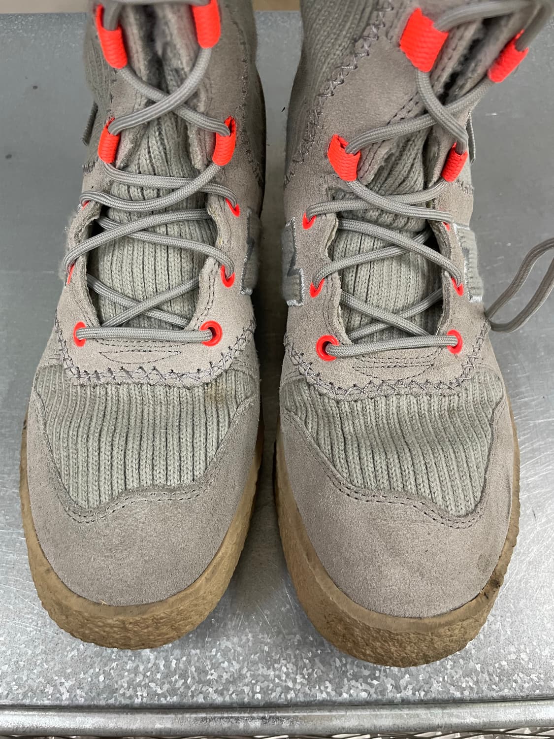 뉴발란스 니트 퍼 부츠 그레이 230 상품이미지9