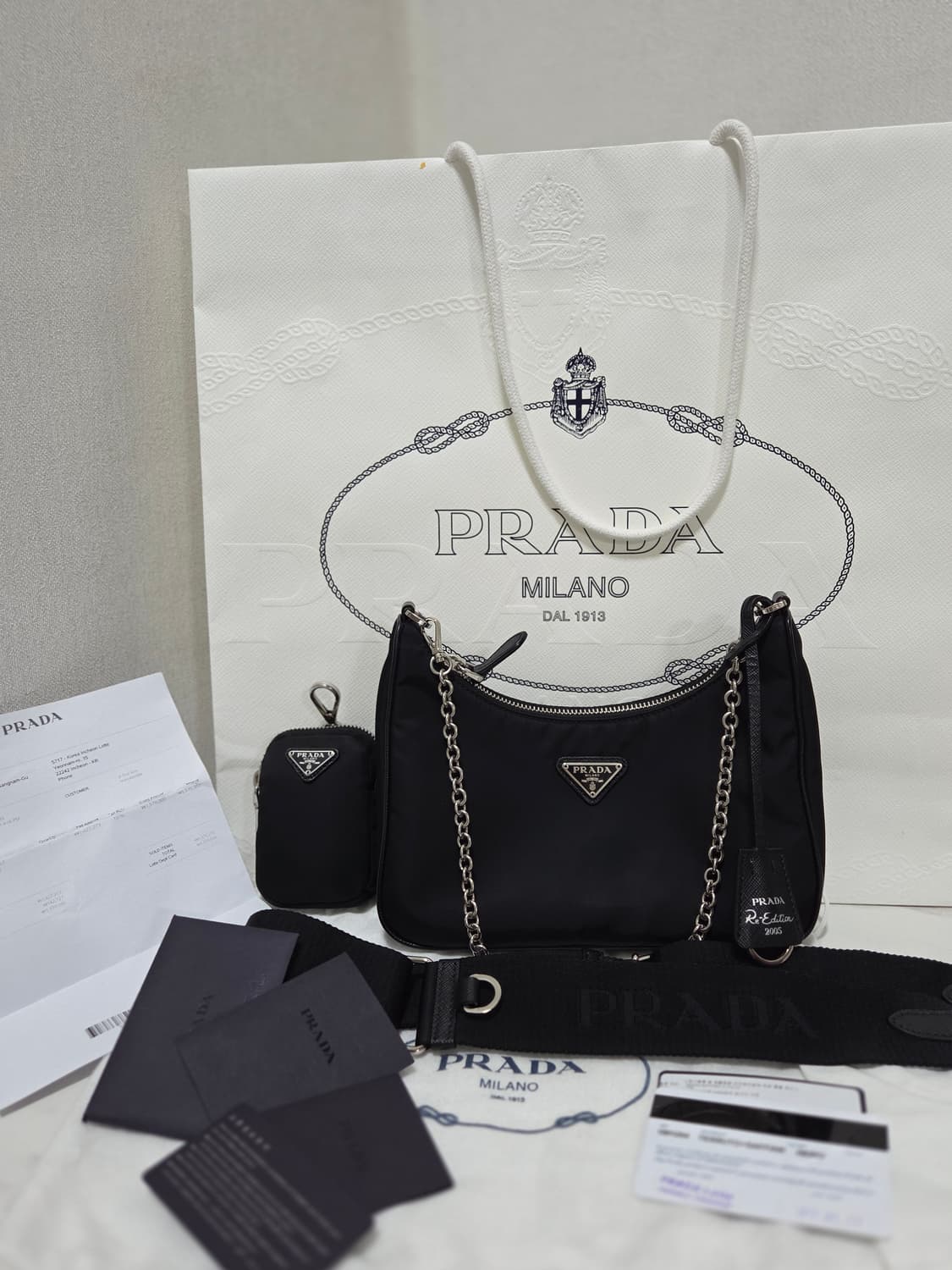 [새상품급] 프라다 리에디션 테수토 은장 체인 호보백  상품이미지1