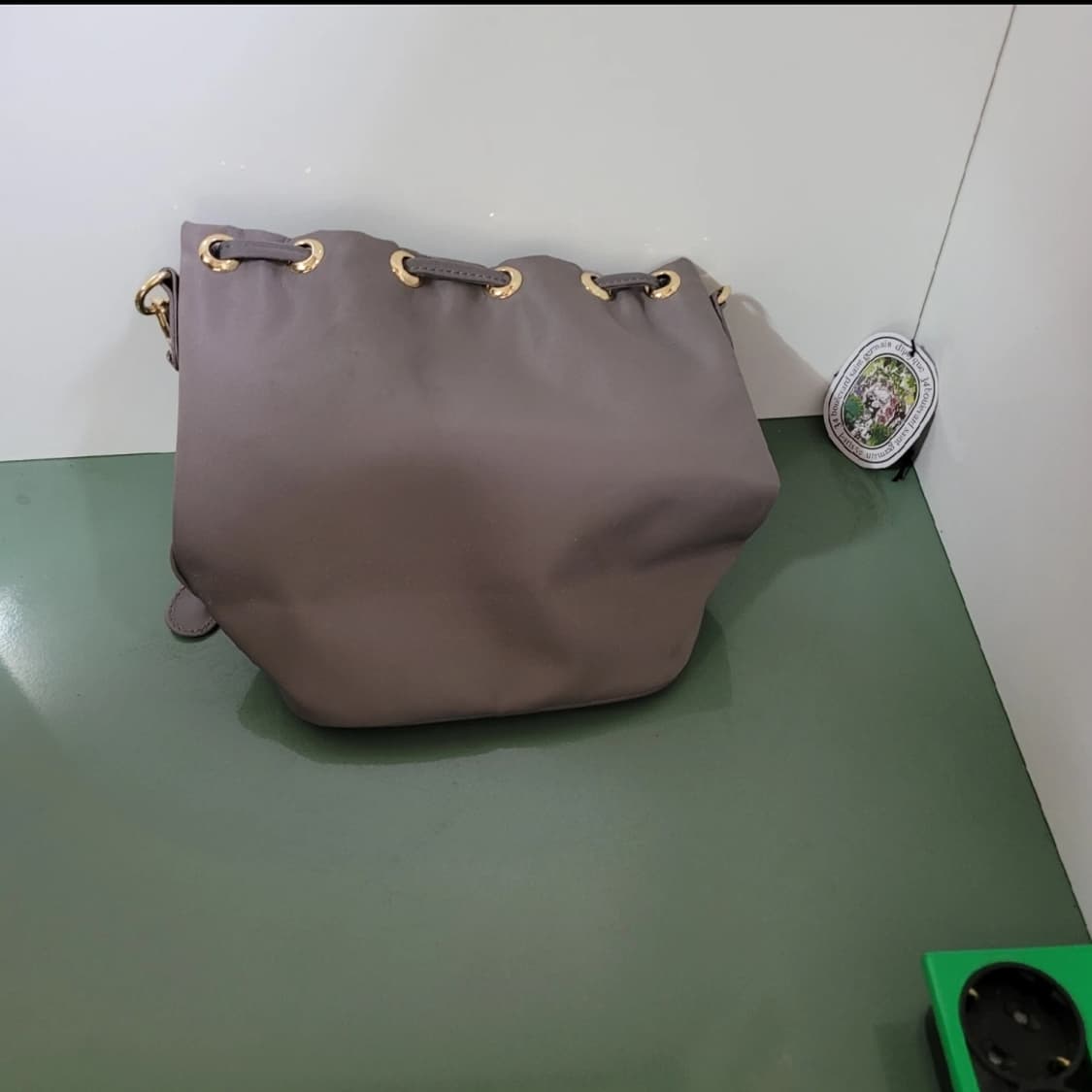 ELLE 엘르 디 에디션 그레이 경량 버킷백 여성가방 (토트백) 상품이미지2