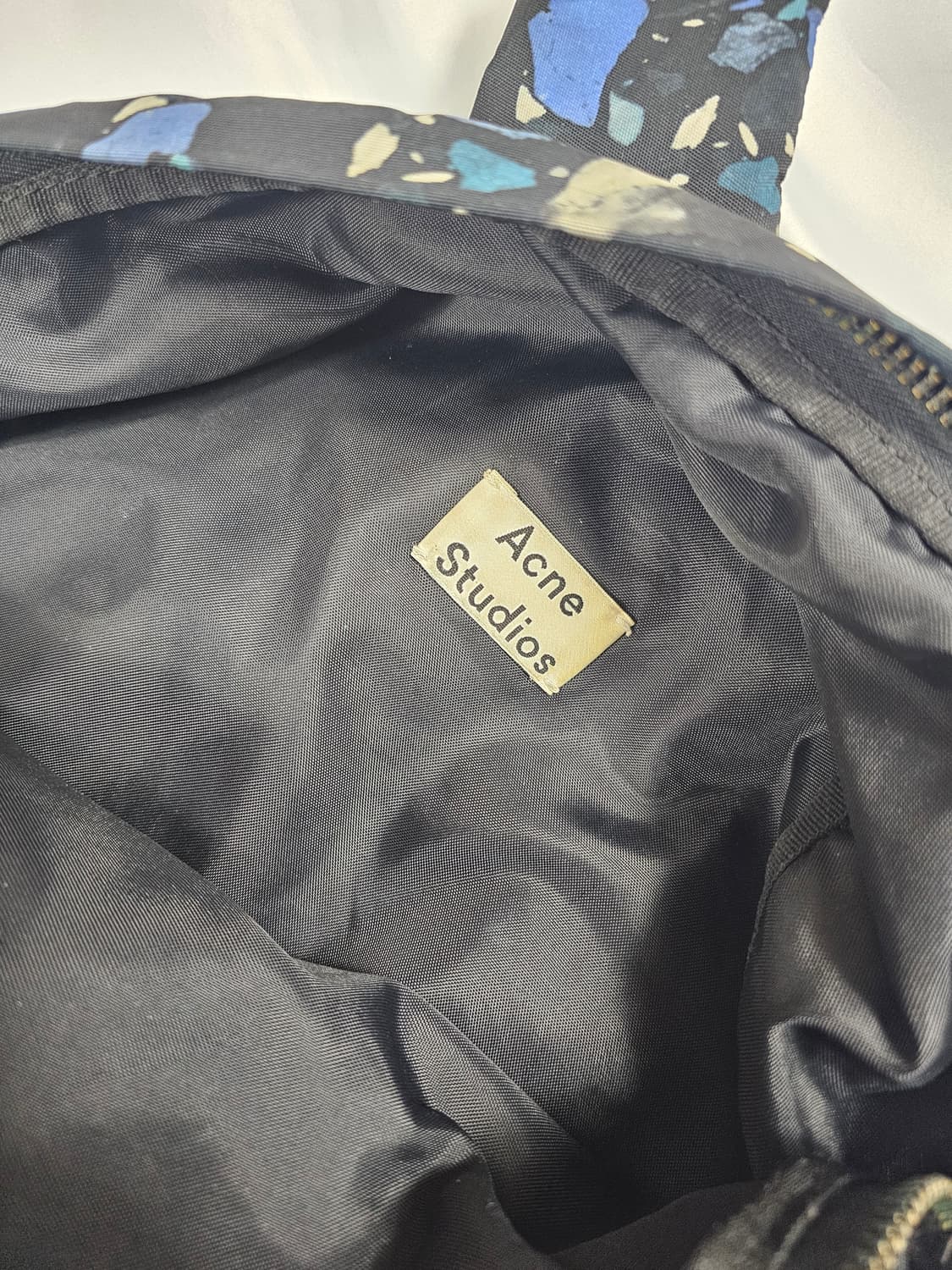 아크네스튜디오백팩 상품이미지3