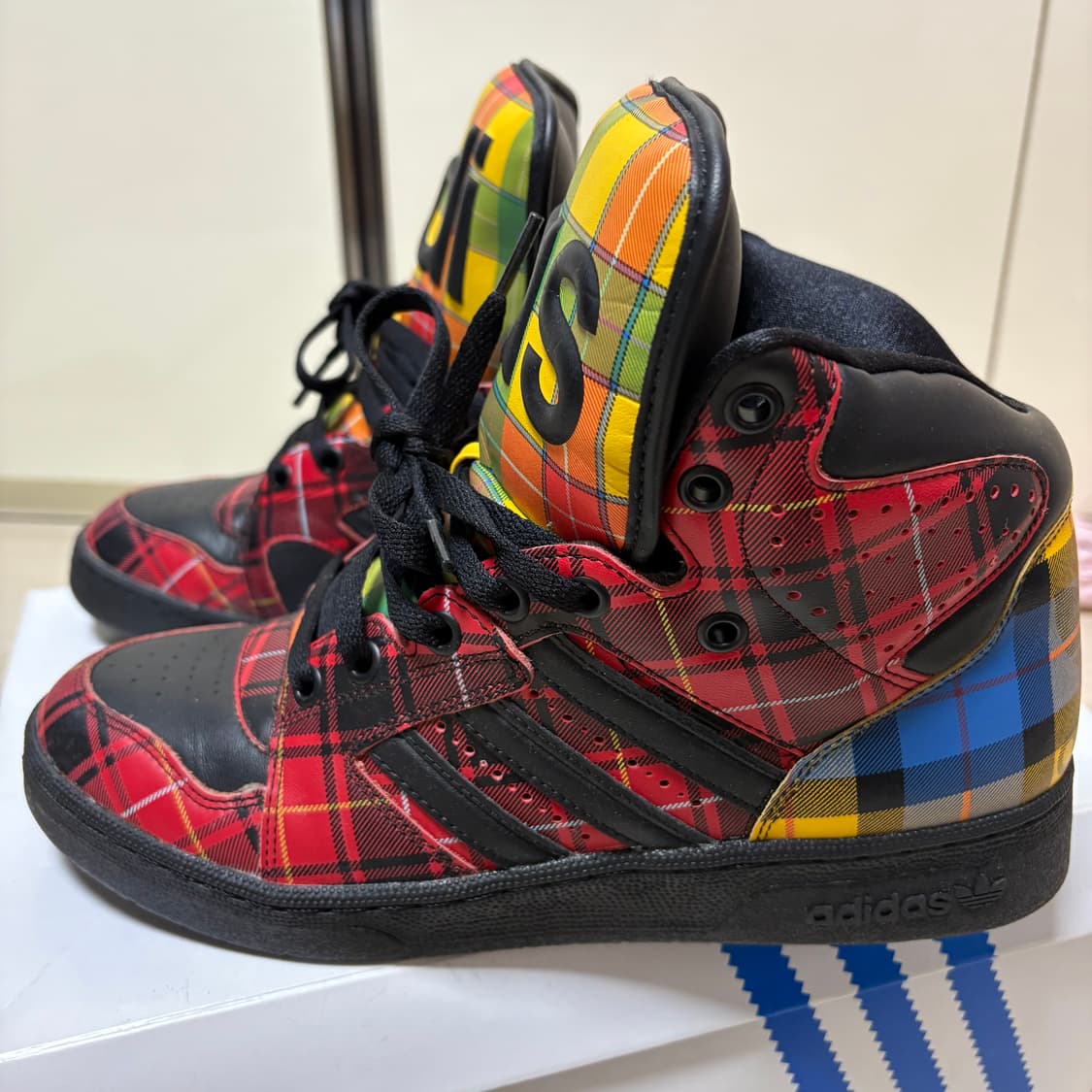 제레미스캇 인스팅스 하이 체크블랙레드 uk8 상품이미지3