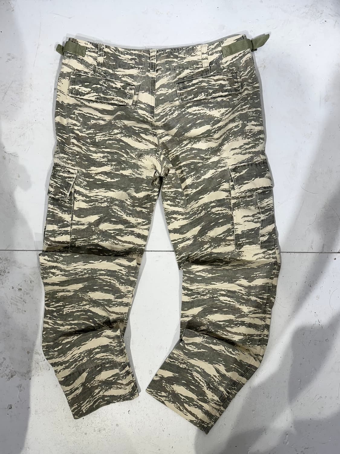 빈티지 카키 베이지 밀리터리 카모 카고 팬츠 상품이미지5