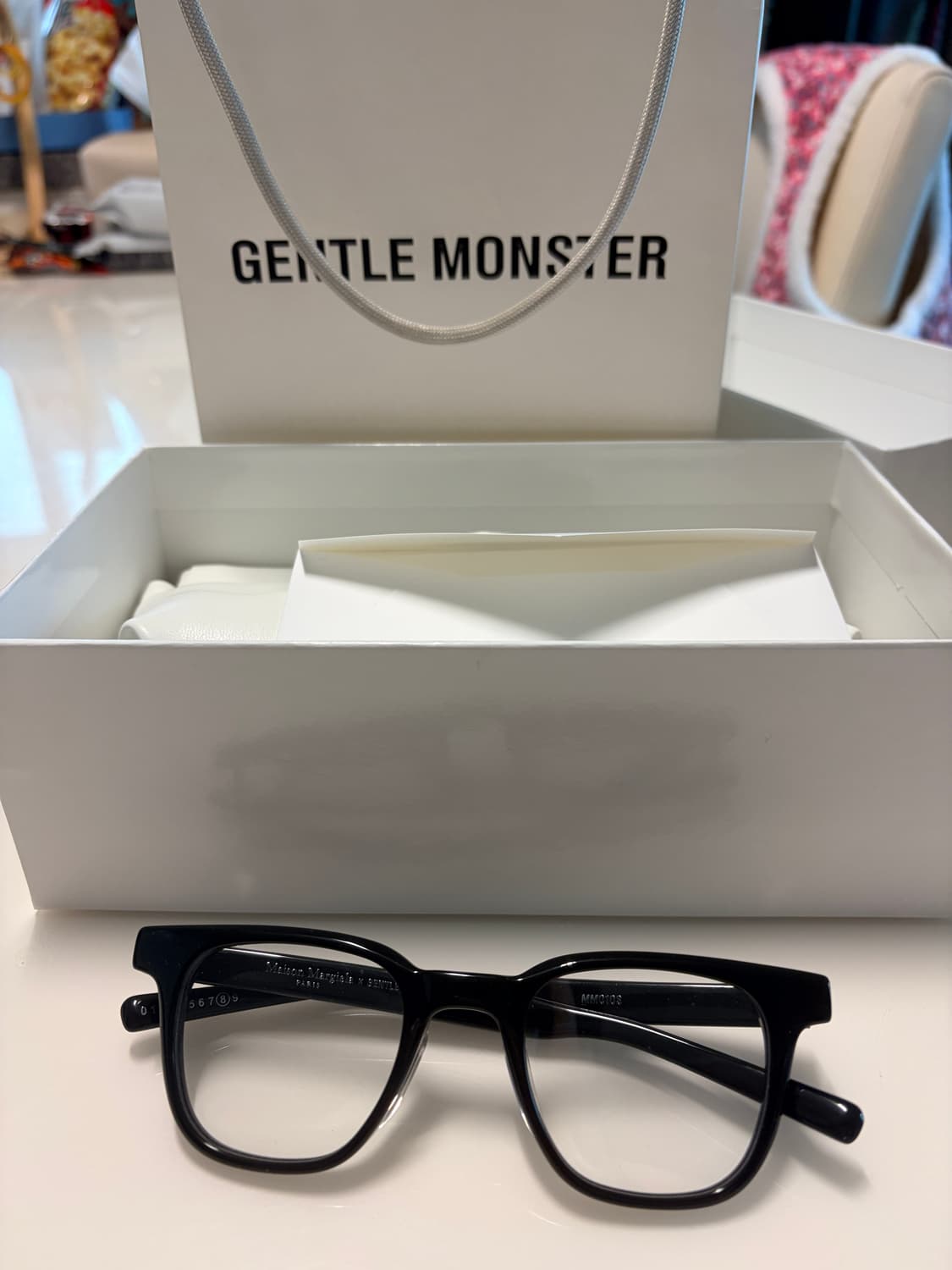 젠틀몬스터 마르지엘라 mm010s 상품이미지1