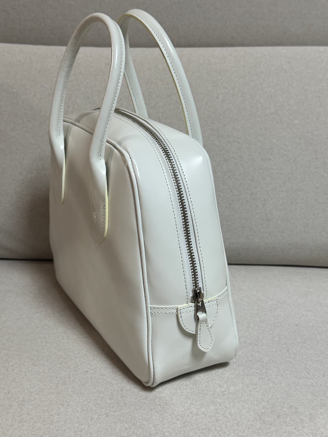 꼼데가르송 아오야마 백 라운드 화이트 3호 상품이미지7