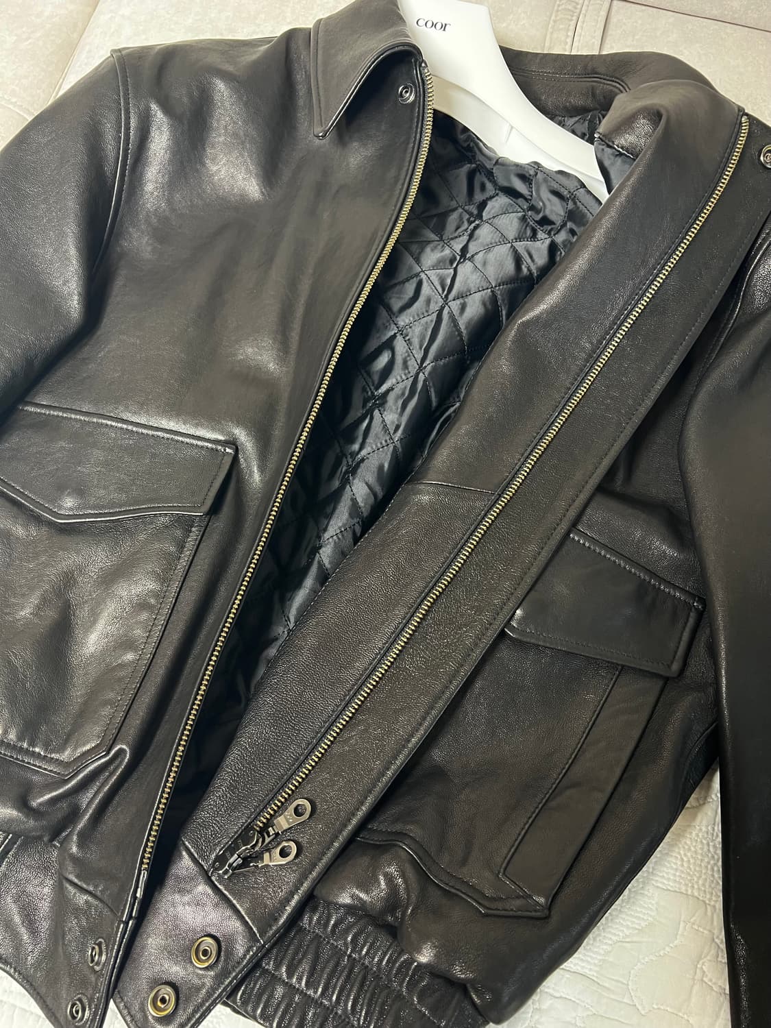 쿠어 베지터블 A-2 레더 자켓 상품이미지9