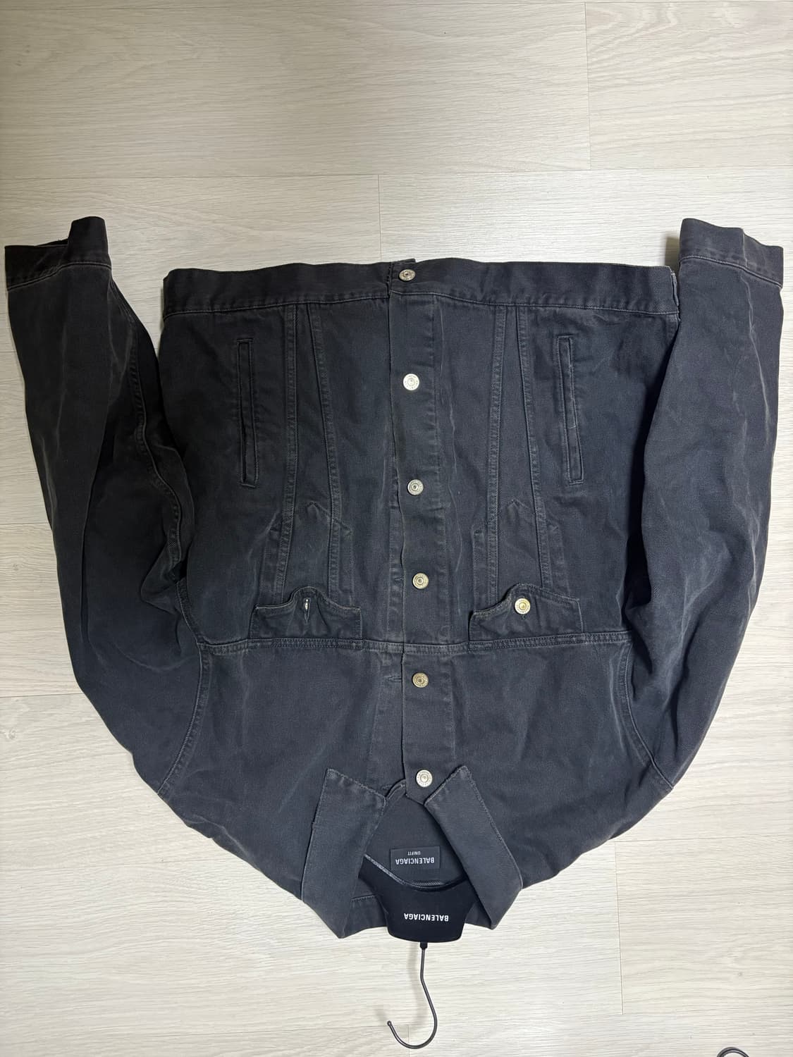 발렌시아가 bb스프레이 자켓 L 판매합니다! 상품이미지6