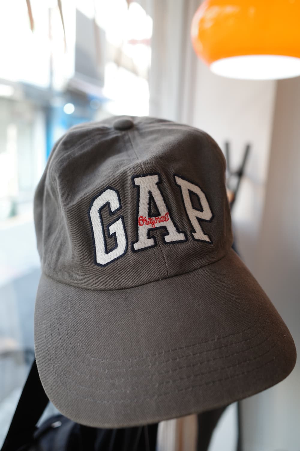 GAP 자수 코튼 볼캡  상품이미지1