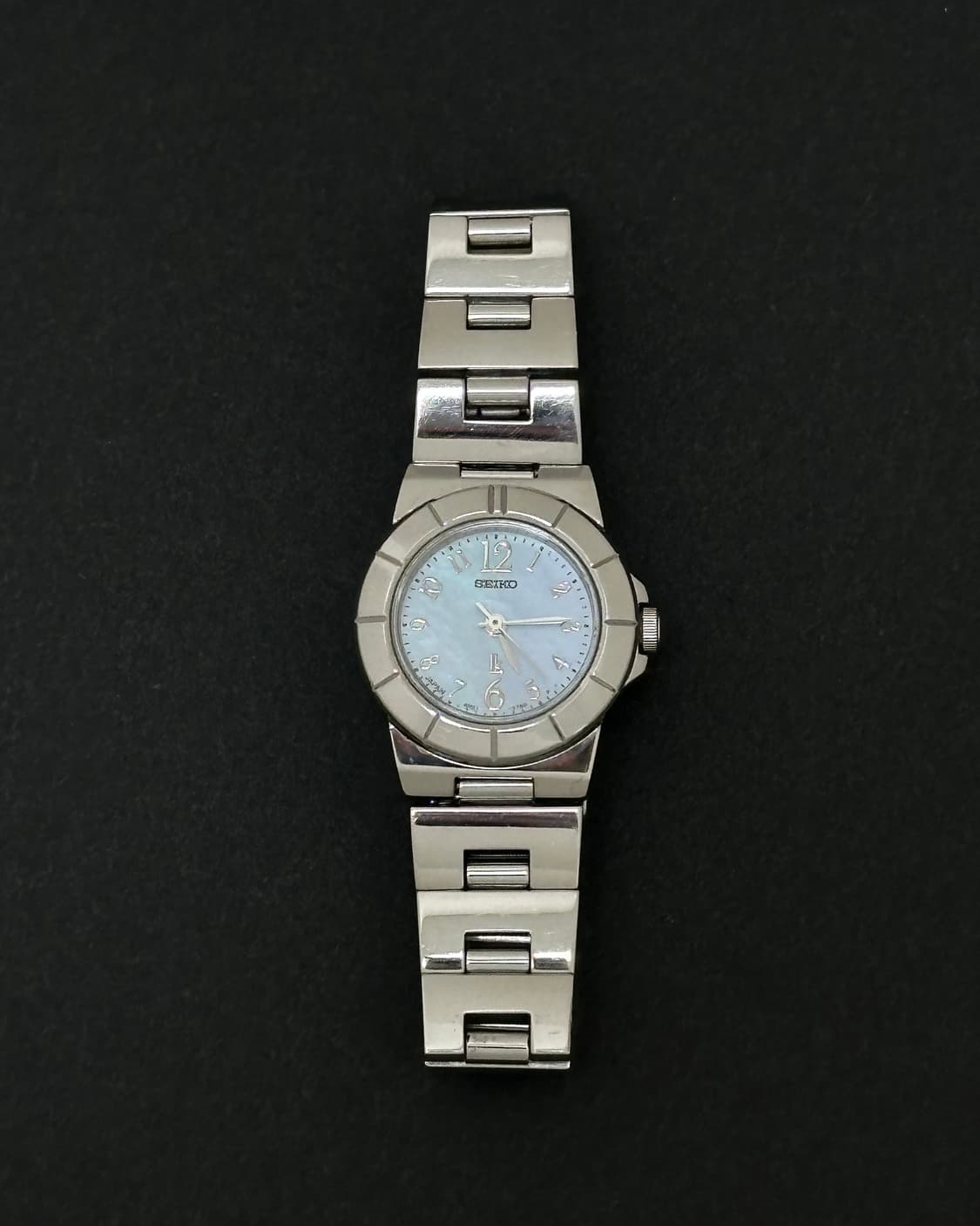 세이코 루키아  자개 다이얼 쿼츠 시계 상품이미지3
