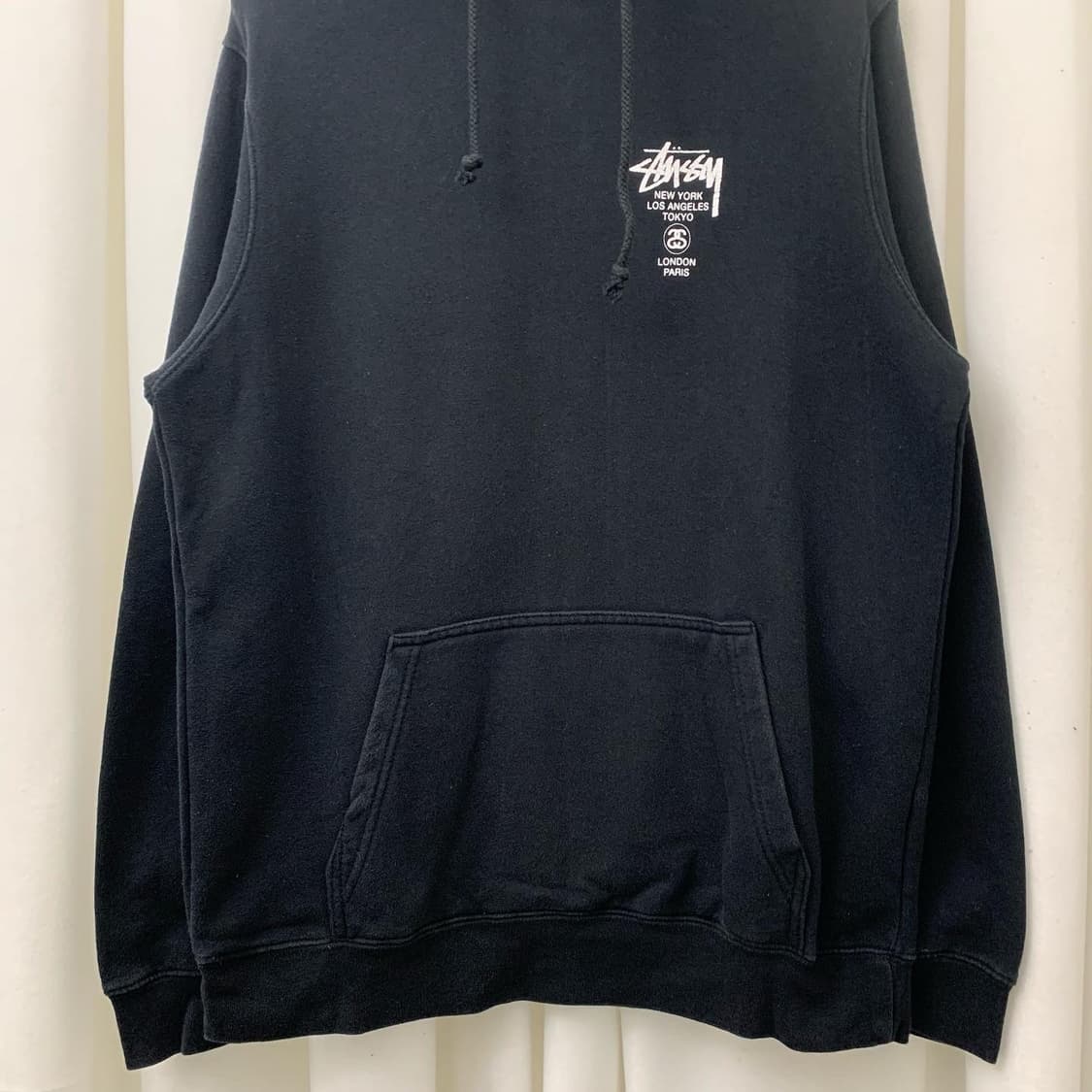 스투시 블랙 백빅프린팅 후드티 상품이미지3