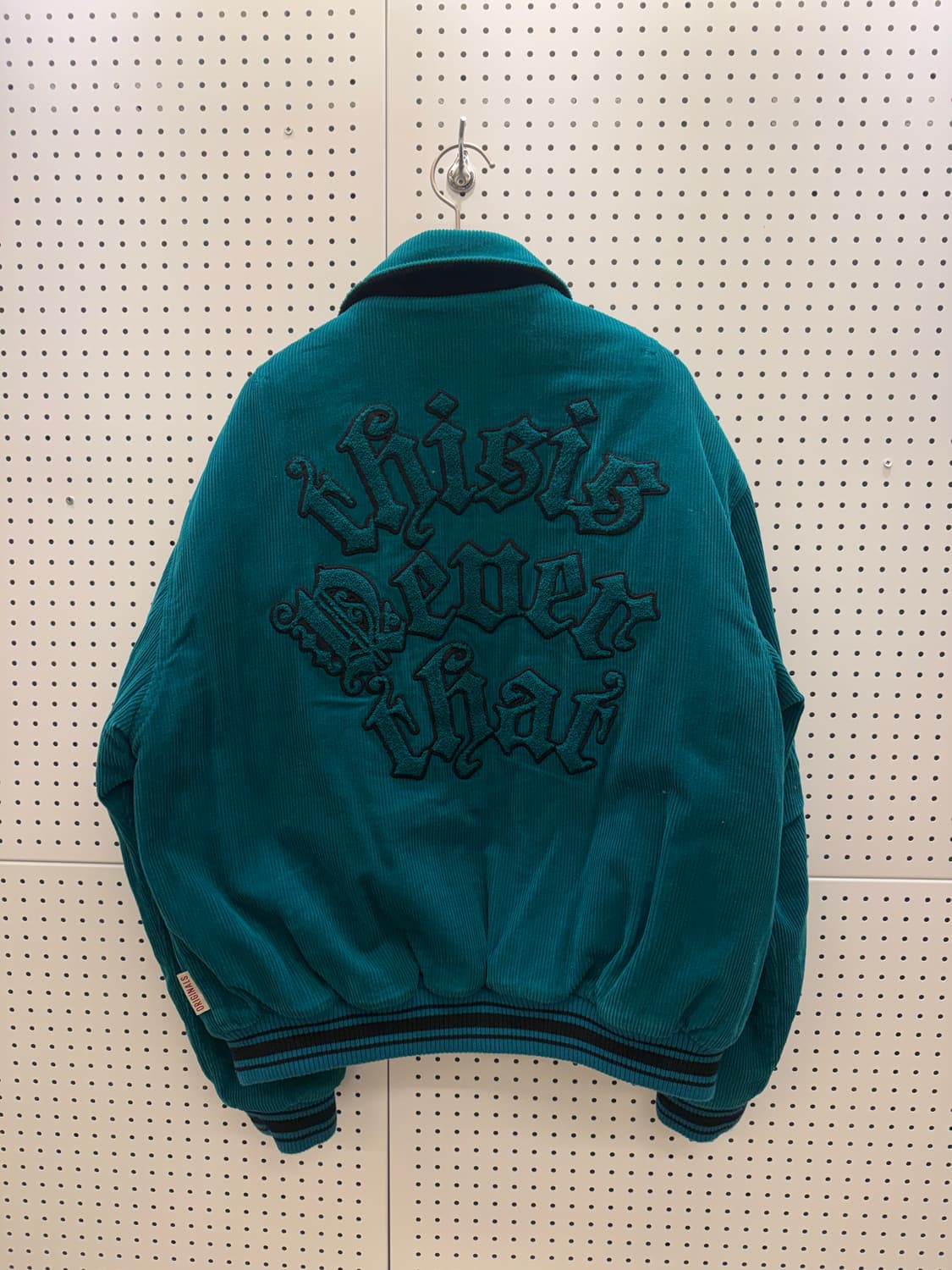 디스이즈네버댓 고딕 로고 코듀로이 자켓 U469 상품이미지3