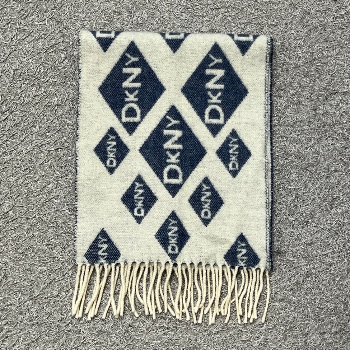 Dkny 머플러 상품이미지3