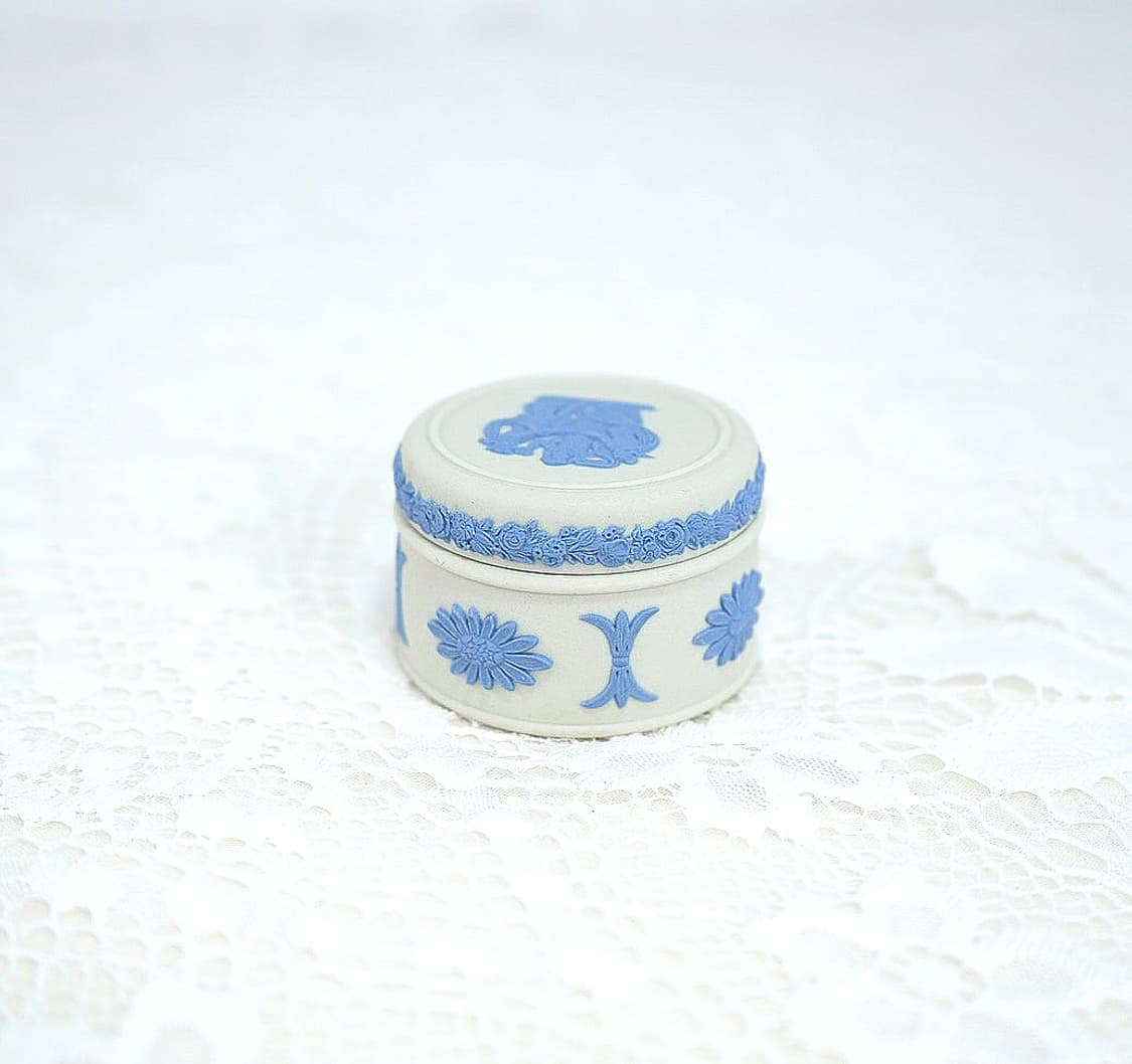 [영국엔틱] 웨지우드 제스퍼웨어 반지함 보석함 _ 화이트 [민트급] 상품이미지5