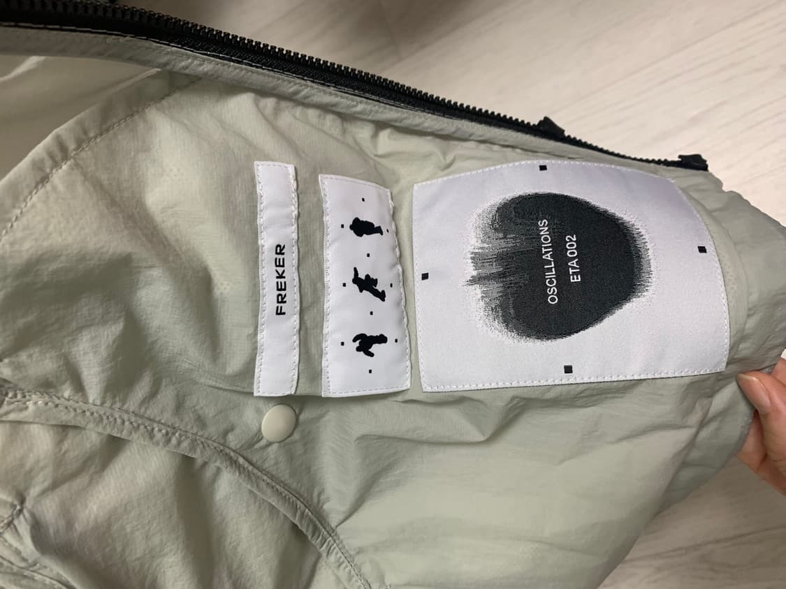 프리커 lightweight wind jacket M 상품이미지3