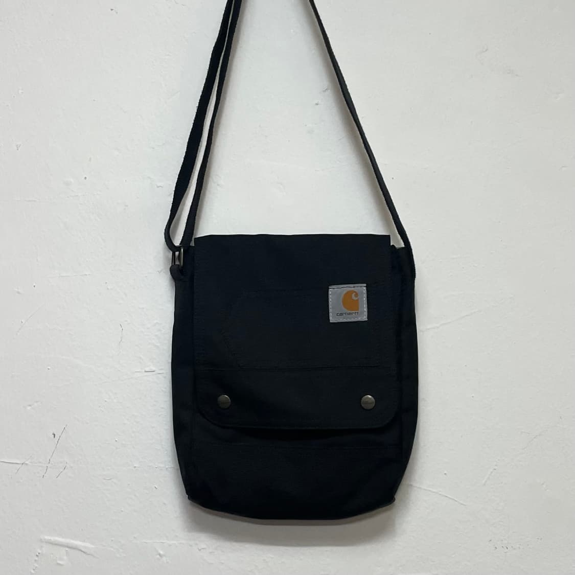 칼하트 크로스바디 백 상품이미지1