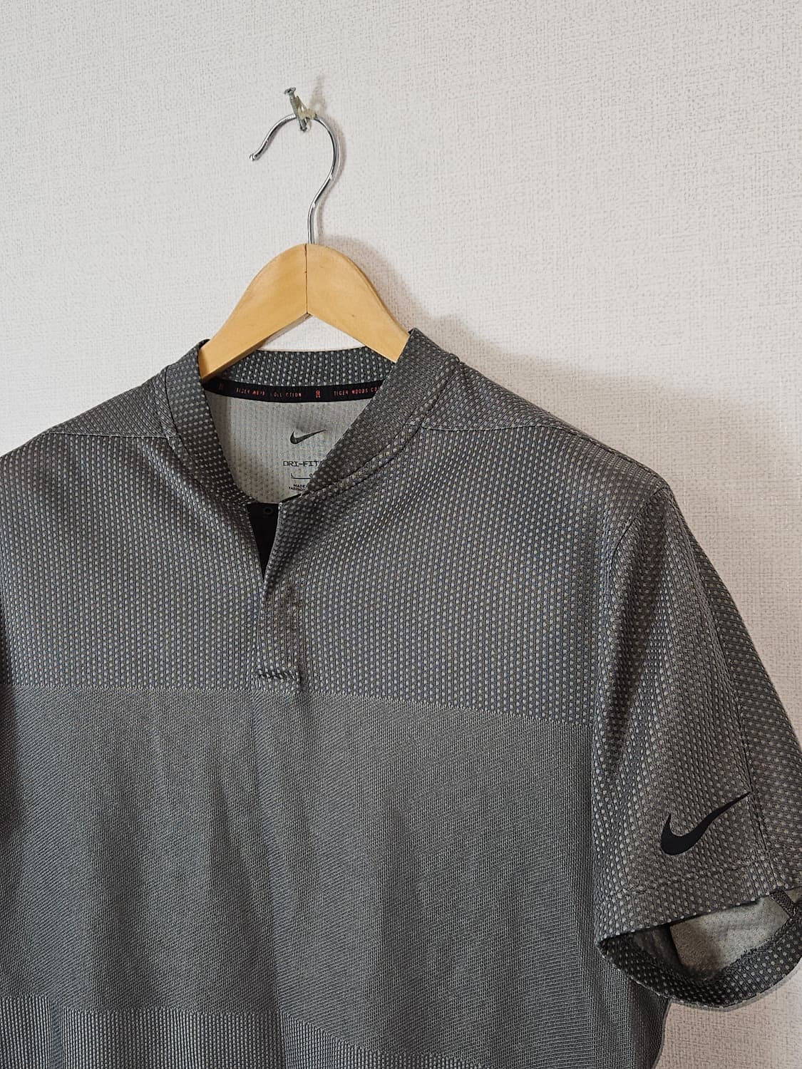 나이키 골프 신형 ADV 반팔 카라티 폴로 타이거우즈 L (거의 새상품) 상품이미지2