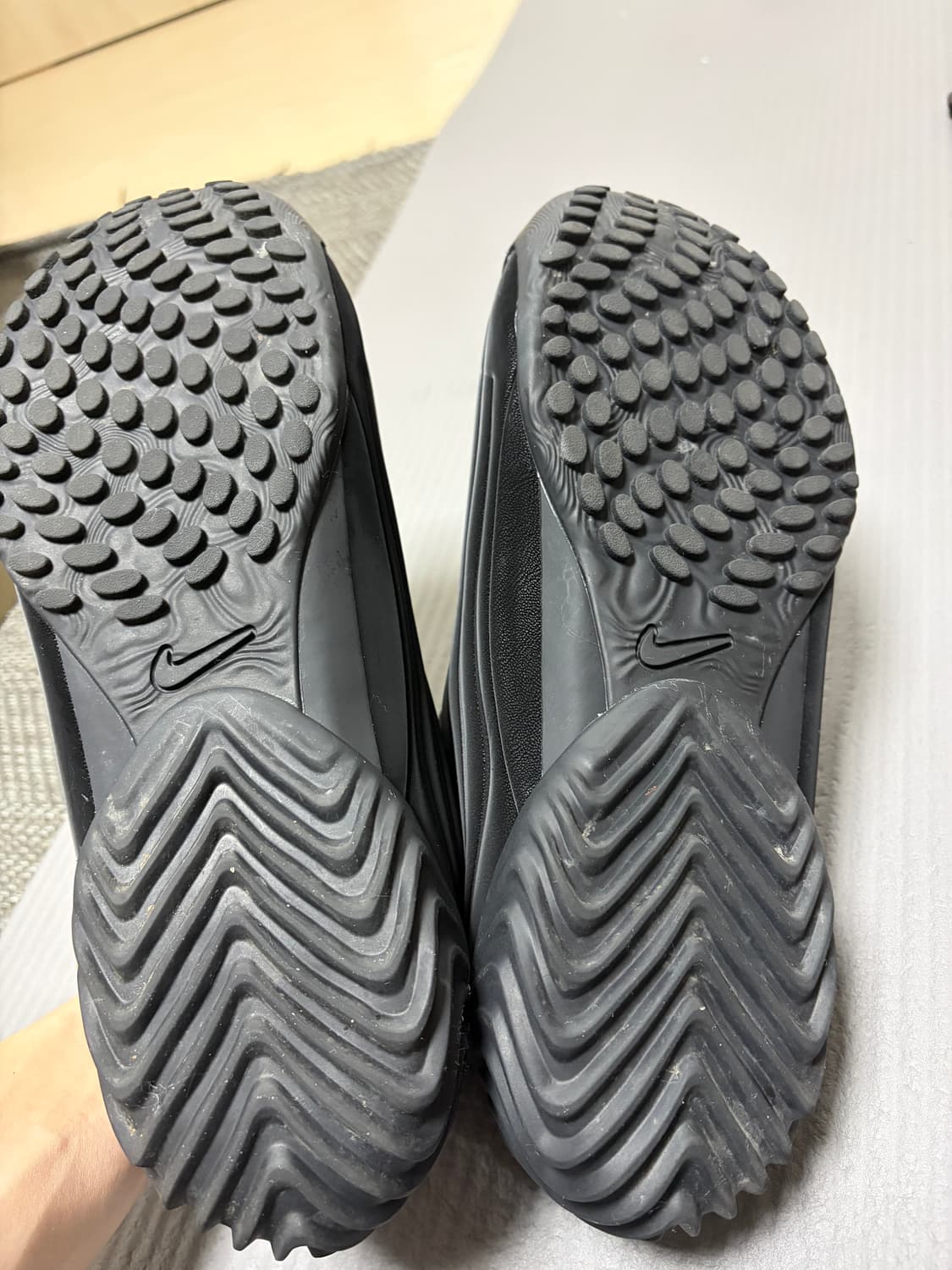 나이키 아스트라울트라(W) 280size 트리플블랙  상품이미지4